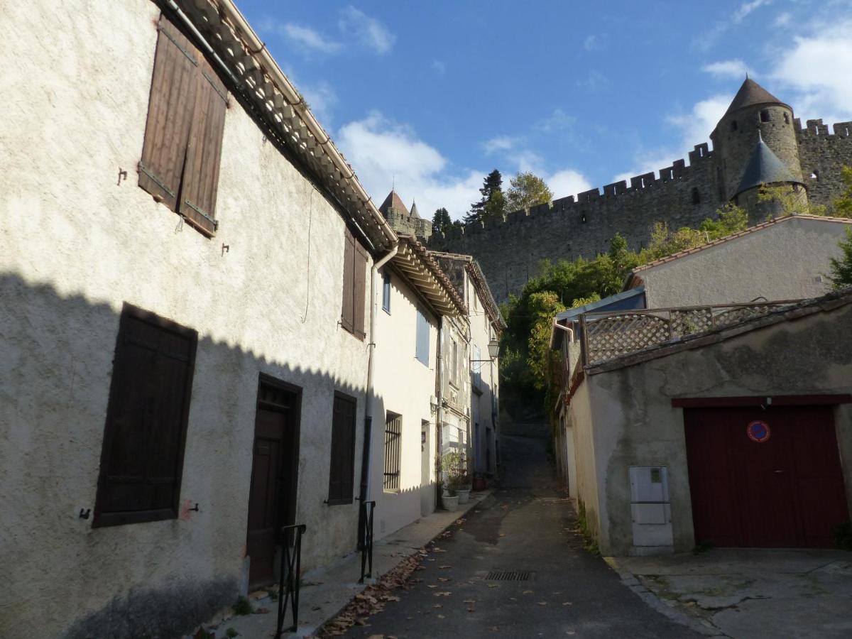 Maison Des Remparts Nichee Sous La Cite Carcassonne Exterior foto