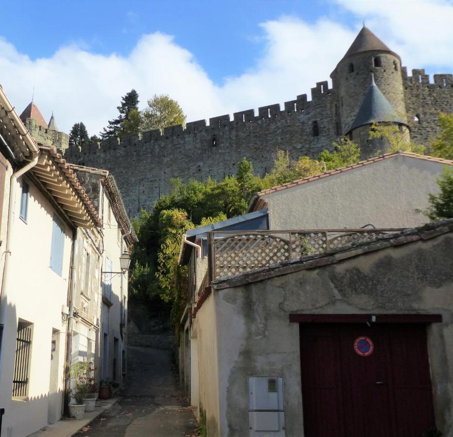 Maison Des Remparts Nichee Sous La Cite Carcassonne Exterior foto